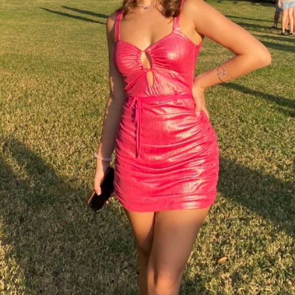 Lucy in the Sky homecoming dress! Worn only once. I have no use for it anymore:) - Picture 1 of 1